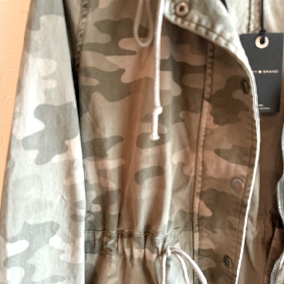LUCKY BRAND ( NWT ) Olive Green Camo Hooded Jacket - Picture 8 of 13